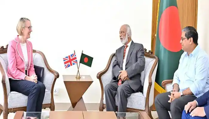 স্থানীয় সরকারমন্ত্রী ও প্রতিমন্ত্রীর সঙ্গে ব্রিটিশ হাইকমিশনারের সাক্ষাৎ