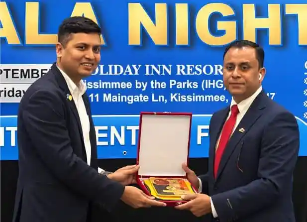 সাংবাদিকতায় বিশেষ অবদানের জন্য মাইনুল ইসলামকে ফোবানার সম্মাননা