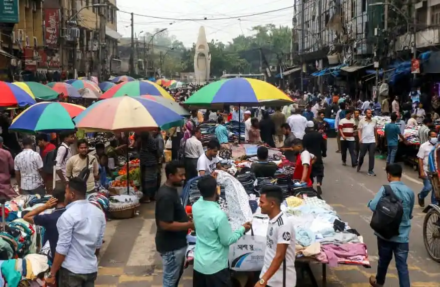 রাজধানীতে হকারদের জন্য নতুন সিদ্ধান্ত