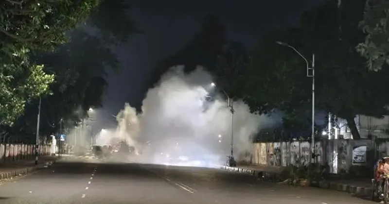 ঢাকায় ককটেল আতঙ্ক, প্রশ্ন নজরদারি নিয়ে