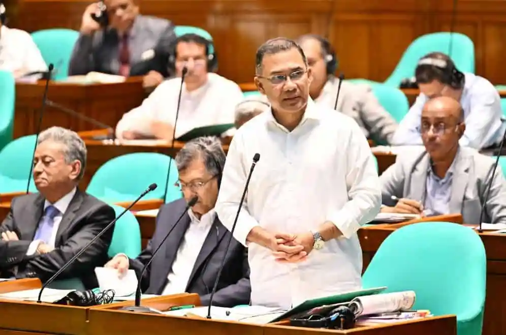 ছাদে সৌরবিদ্যুৎ উৎপাদনে আর্থিক প্রণোদনাসহ বিভিন্ন উদ্যোগ নেওয়া হয়েছে: প্রধানমন্ত্রী
