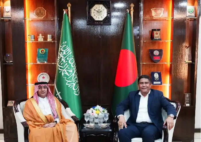 প্রধানমন্ত্রীর প্রতিরক্ষা উপদেষ্টার সঙ্গে সৌদি আরবের রাষ্ট্রদূতের সাক্ষাৎ