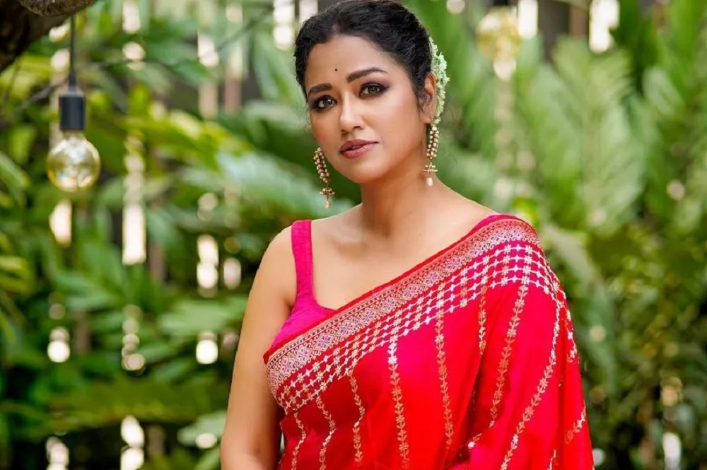 পুত্রের মা হলেন অভিনেত্রী সোহিনী