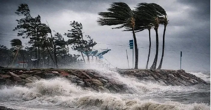 ছয় জেলায় ঝোড়ো হাওয়ার সঙ্গে বৃষ্টির শঙ্কা, নদীবন্দরে ১ নম্বর সংকেত