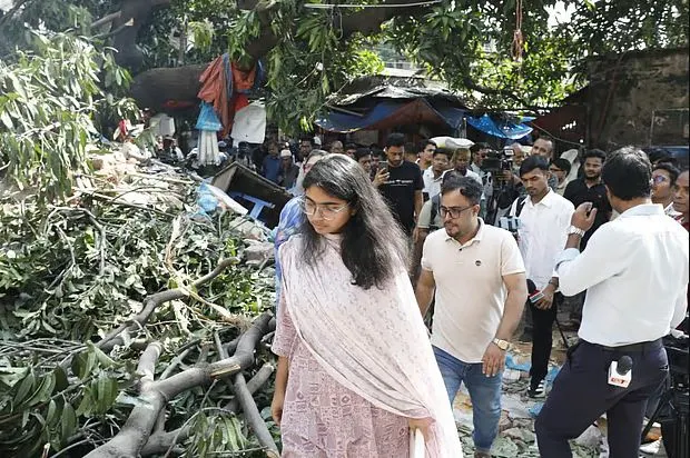 মানুষ আইনশৃঙ্খলা বাহিনীর ওপর কীভাবে আস্থা রাখবে-তাসনিম জারা প্রশ্ন | চ্যানেল আই অনলাইন মানুষ আইনশৃঙ্খলা বাহিনীর ওপর কীভাবে আস্থা রাখবে-তাসনিম জারা প্রশ্ন | চ্যানেল আই অনলাইন