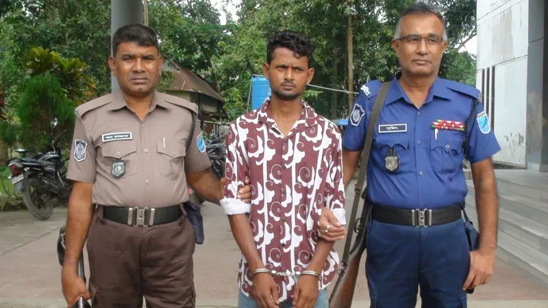 খাবার কিনে দেওয়ার প্রলোভনে শিশুকে অপহরণ, ভারতে পাচারকালে উদ্ধার