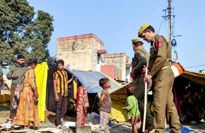ভারতশাসিত কাশ্মীরে কথিত বাংলাদেশি অনুপ্রবেশকারীদের ধরপাকড়