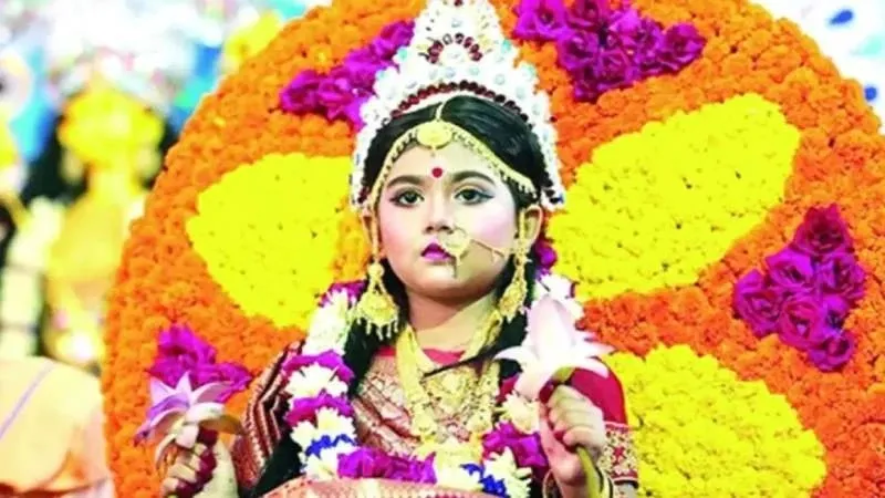 উৎসবমুখর পূজামণ্ডপ, আজ মহাষ্টমী ও কুমারী পূজা