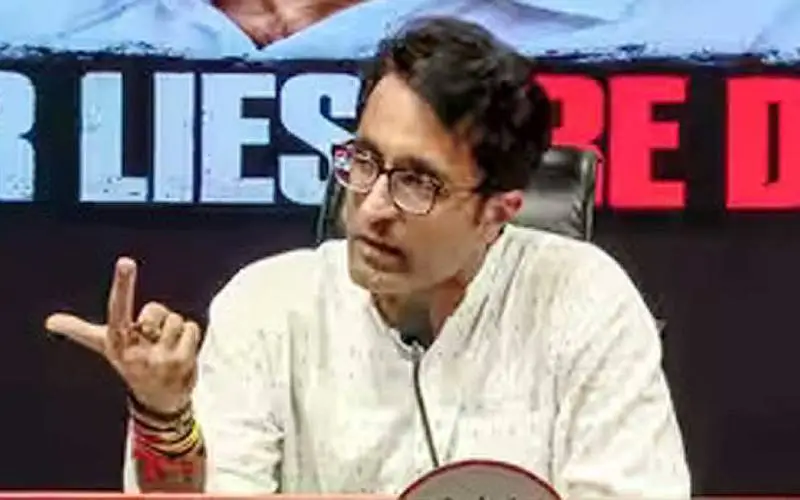 ভারতে ‘বাংলাদেশের মতো সরকার পরিবর্তন’ চান রাহুল গান্ধী, অভিযোগ বিজেপির