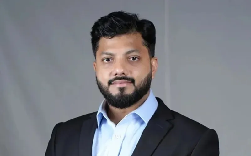 দুপুর ২টায় পদত্যাগের ঘোষণা দেবেন প্রতিমন্ত্রী ইশরাক হোসেন