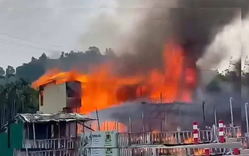 টুপটুপ রিসোর্টে আগুন: মালিক ও ম্যানেজারের বিরুদ্ধে পুলিশের মামলা