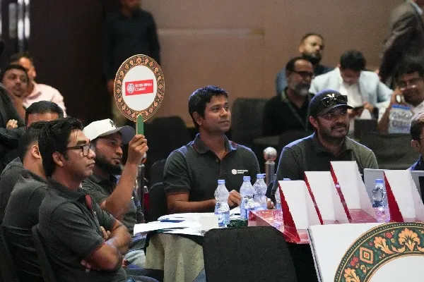 ডি থ্রি ট্রফির নিলাম: ২ কোটি পয়েন্ট ছুঁয়ে রেকর্ড করলেন যারা