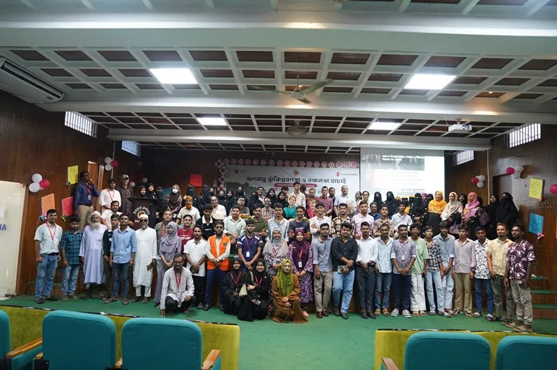 জলবায়ুর আঘাতে ঝুঁকিতে শিশুরা, উখিয়ায় তরুণ গবেষকদের নতুন তথ্য প্রকাশ