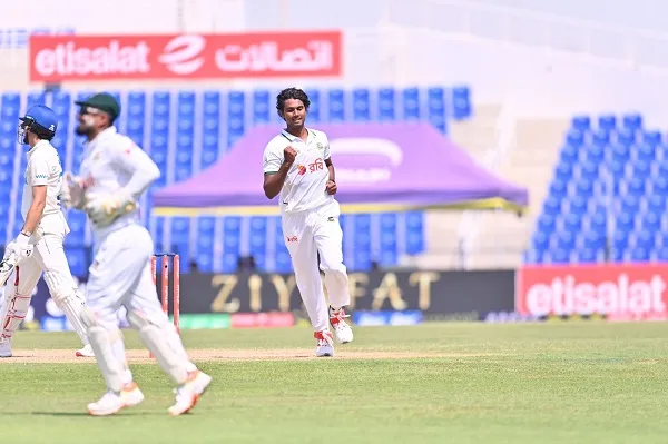 হাসানের হ্যাটট্রিক, বাংলাদেশের প্রথম কোন পেসারের কীর্তি