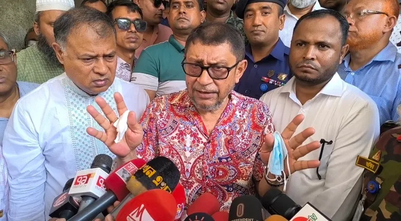 ময়মনসিংহ মেডিকেল কলেজ হাসপাতালে অব্যবস্থাপনায় ক্ষুব্ধ স্বাস্থ্যমন্ত্রী, তদন্তের নির্দেশ