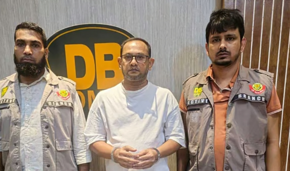 ডিবির অভিযানে ভোলার আওয়ামী লীগ নেতা ঢাকায় গ্রেপ্তার