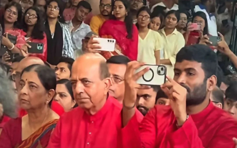 মহালয়ায় দেবীপক্ষের সূচনা অনুষ্ঠানে ঢাকেশ্বরী মন্দিরে ভারতের হাইকমিশনার