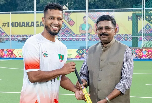 ভারতে বিশেষ ‘সম্মাননা’ পেলেন হকি তারকা জিমি