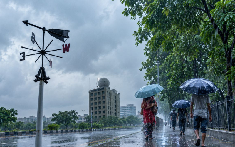 রাজধানী ও আশেপাশে হালকা বৃষ্টির পূর্বাভাস