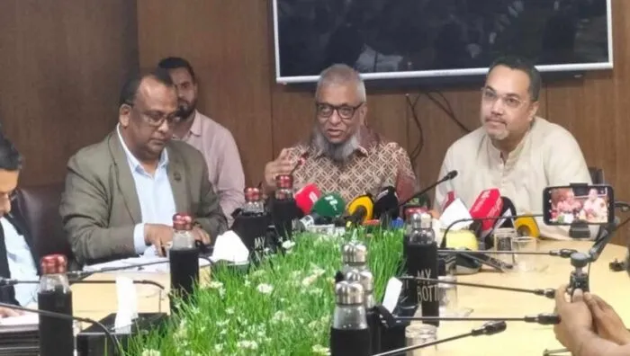 বাংলাদেশ থেকে ১০ হাজার কর্মী নিবে মালয়েশিয়া