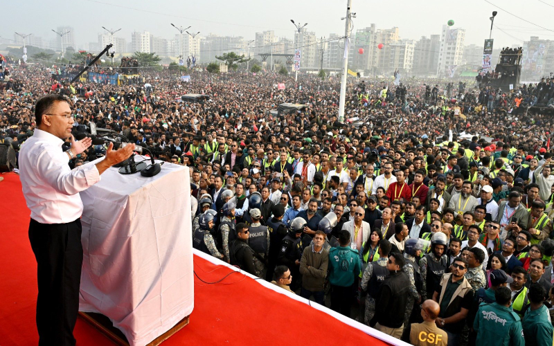 প্রধানমন্ত্রীর স্বপ্ন আর পরিকল্পনার প্রতিফলন দেখতে চায় জনগণ