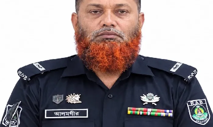 ফেনীতে ট্রাকের ধাক্কায় চেকপোস্টে দায়িত্বরত এসআরবি সদস্য নিহত