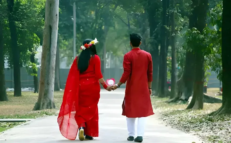 ভালোবাসার তিন শব্দের এক বিশ্বজনীন উৎসব: তোমাকে খুব ভালোবাসি