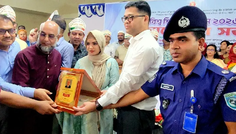 ঠাকুরগাঁওয়ে শিক্ষক দিবসে রাষ্ট্রপতিকে গুণী শিক্ষক সম্মাননা