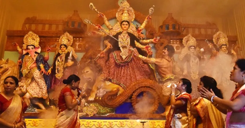 আজ মহানবমী, দেবীর বিদায়ের সুর