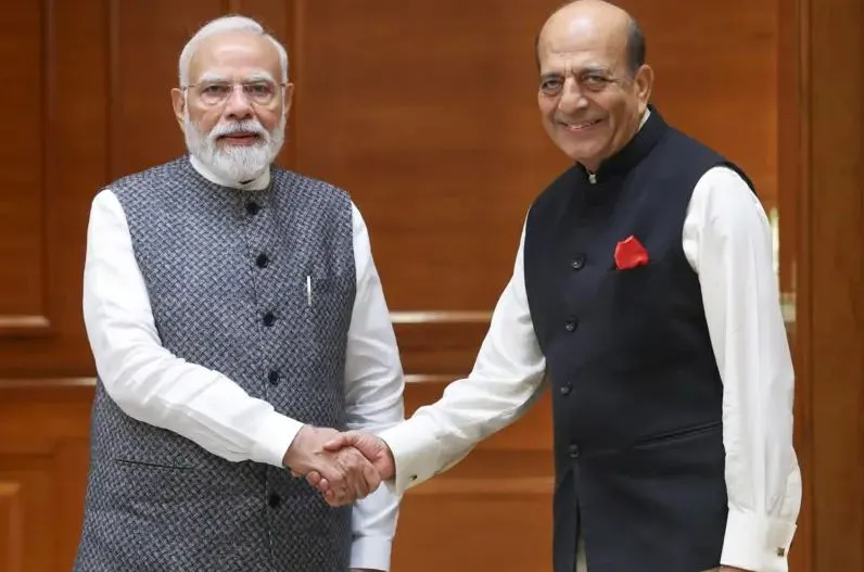 দিল্লিতে গিয়ে মোদির সঙ্গে দেখা করলেন দীনেশ ত্রিবেদী