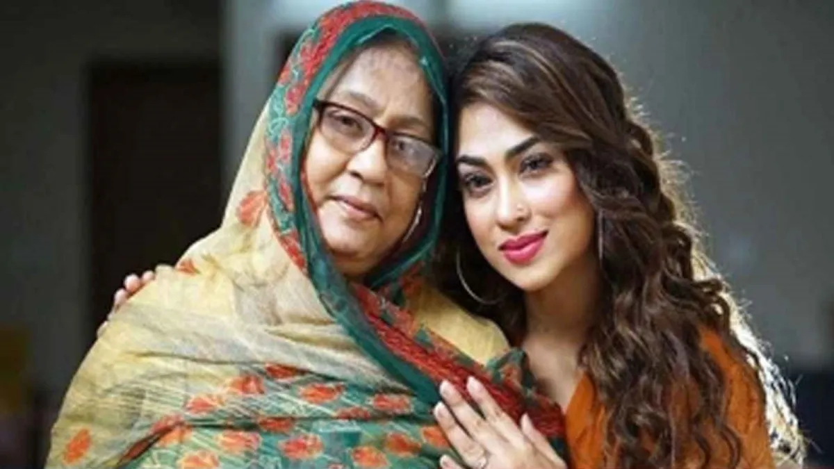 মা হারালেন চিত্রনায়িকা পপি