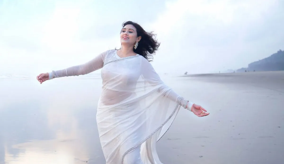‘প্রবল ঘোর’ নিয়ে ফিরলেন কুসুম