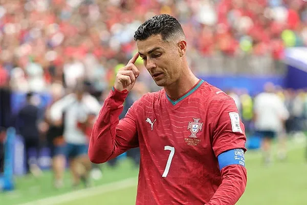 জাতীয় দল ছেড়ে আসায় কী কী শাস্তি পেলেন রোনালদো